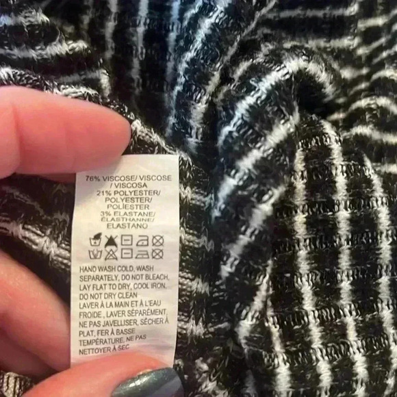 Lucky Brand Bonne Chance Cowl Neck Striped Sweater Size XS Black & White - Picture 9 of 9